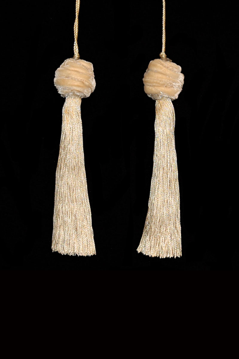 Venetia Studium Turbante couple of vanilla key tassels