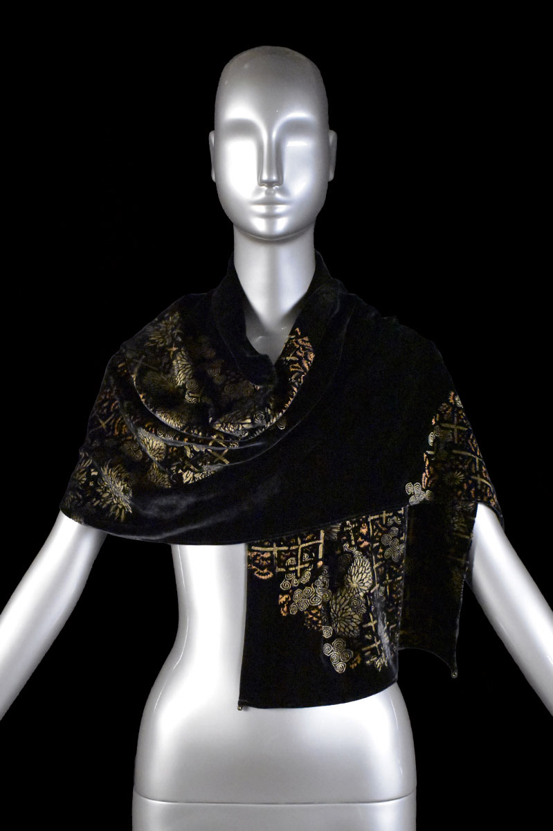 Bufandas Fortuny de terciopelo estampado con cuentas de cristal de Murano