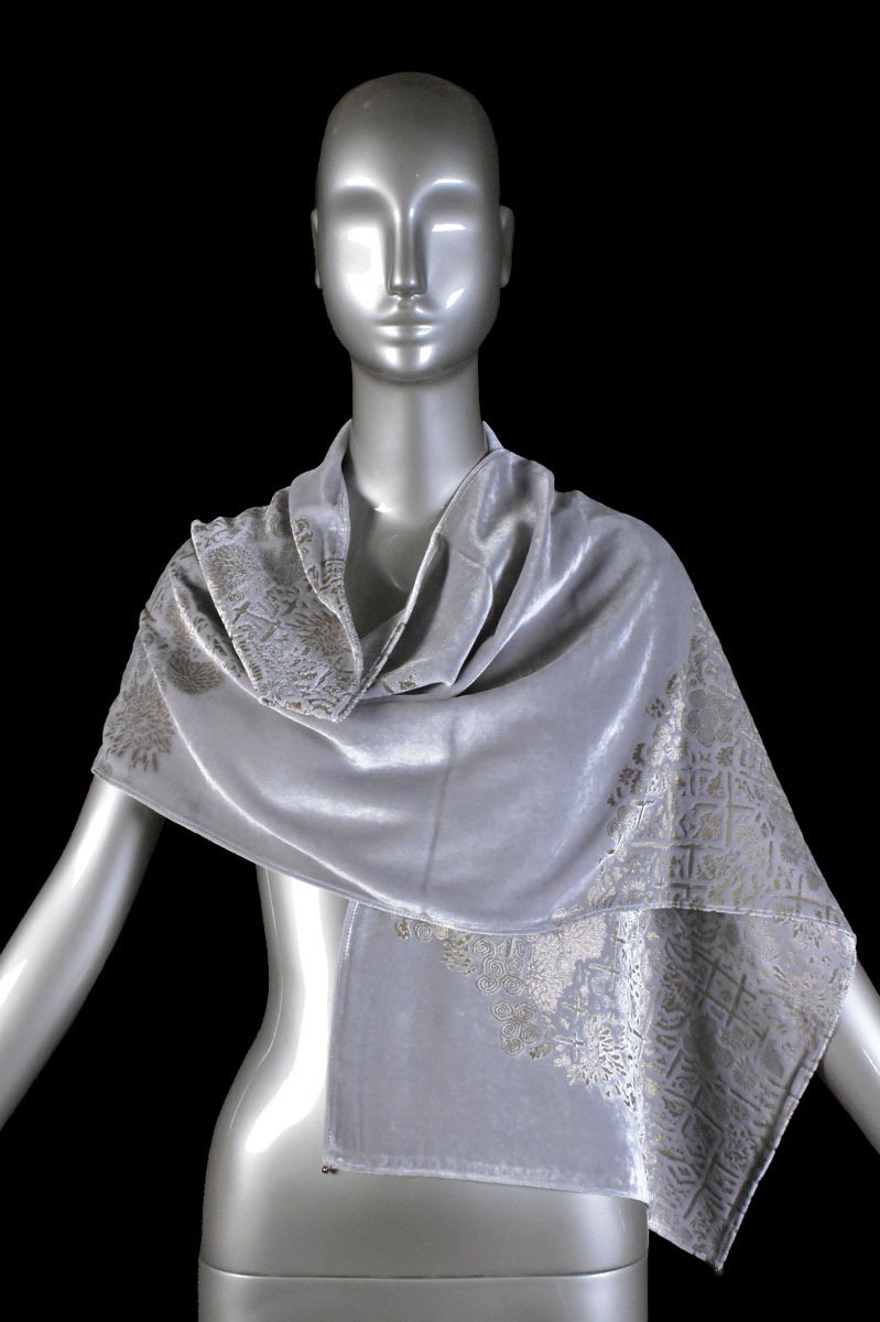Bufandas Fortuny de terciopelo estampado con cuentas de cristal de Murano