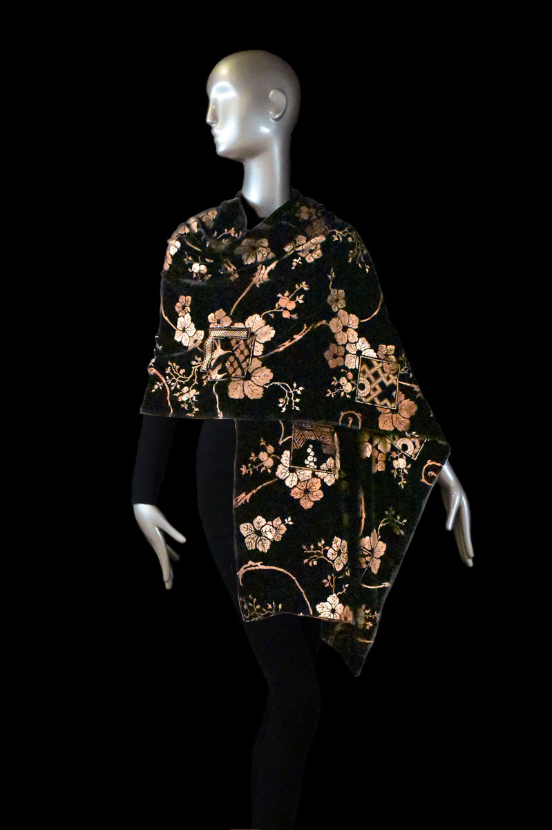 Chal Fortuny de terciopelo estampado