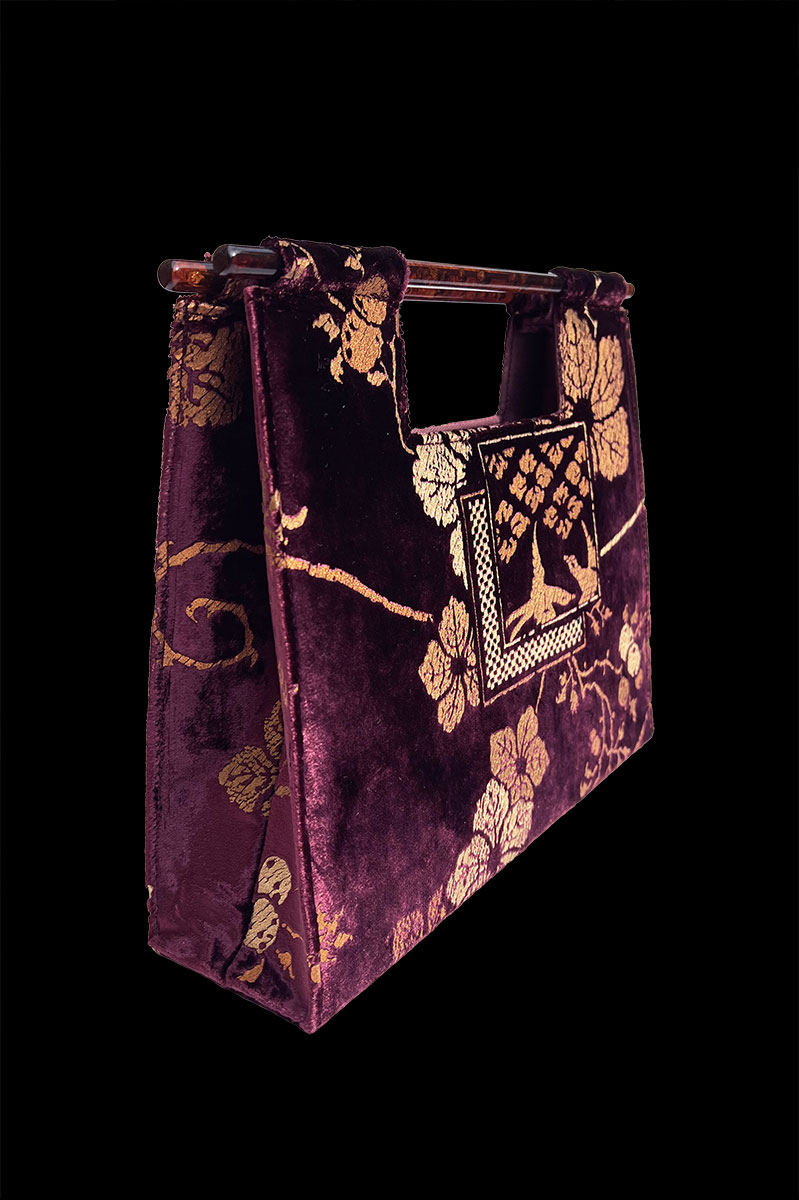 Alternative view of Bolso Aiko Riassunto de terciopelo berenjena estampado