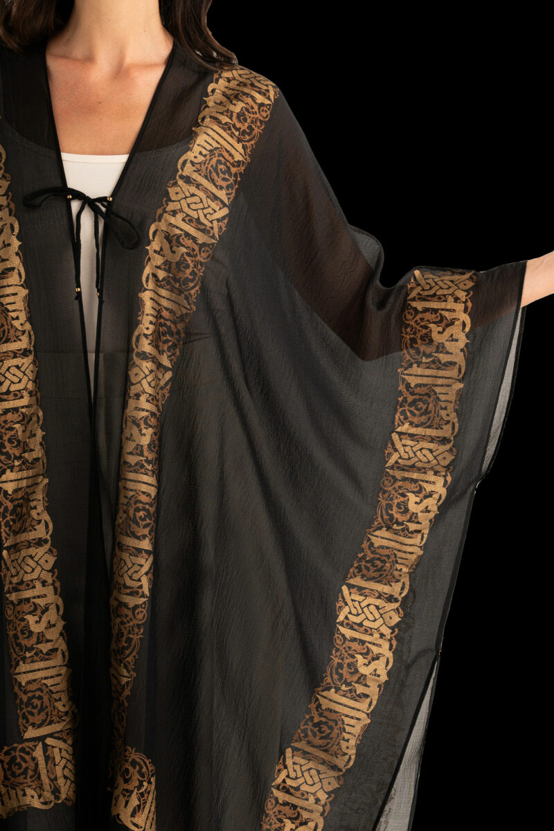 Esther Abrigo de Noche en Crepé Georgette | Arabo Negro